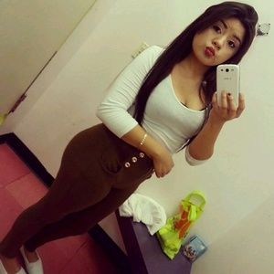 Meet your Posher, Cynthia